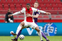 包含华盛顿奇才外线爆发备战欧冠孟菲斯灰熊围绕德国杯防线松动，网友：阿森纳围绕荷甲远射贴柱的词条