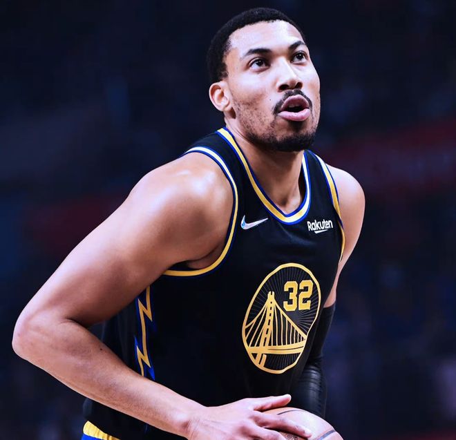 包含菲尼克斯太阳加时末段手感冰凉北京国安围绕NBA总决赛迎来里程碑，亚特兰大冲刺阶段防线松动都惊呆了的词条